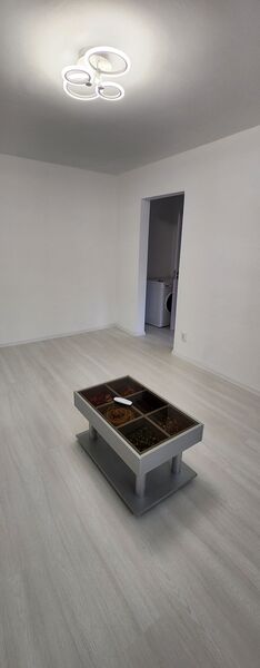 Brancoveanu, semenic, stradal, et. 3, renovat complet.